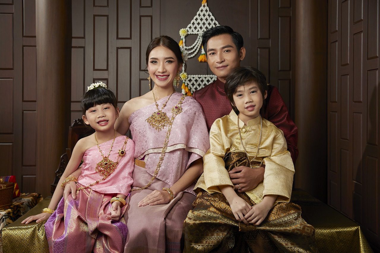 FAMILY (Thai)